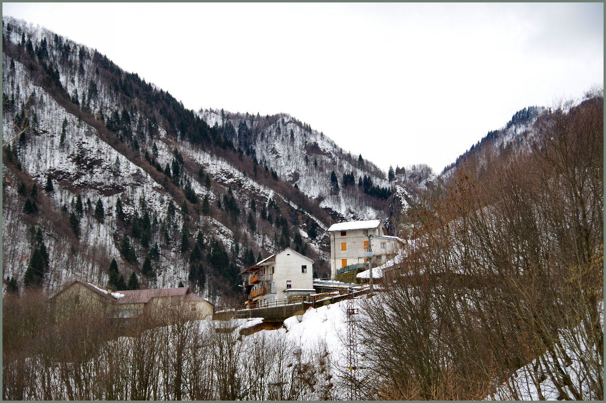 Gruppo Di Colli Vicini Al Monte Grappa